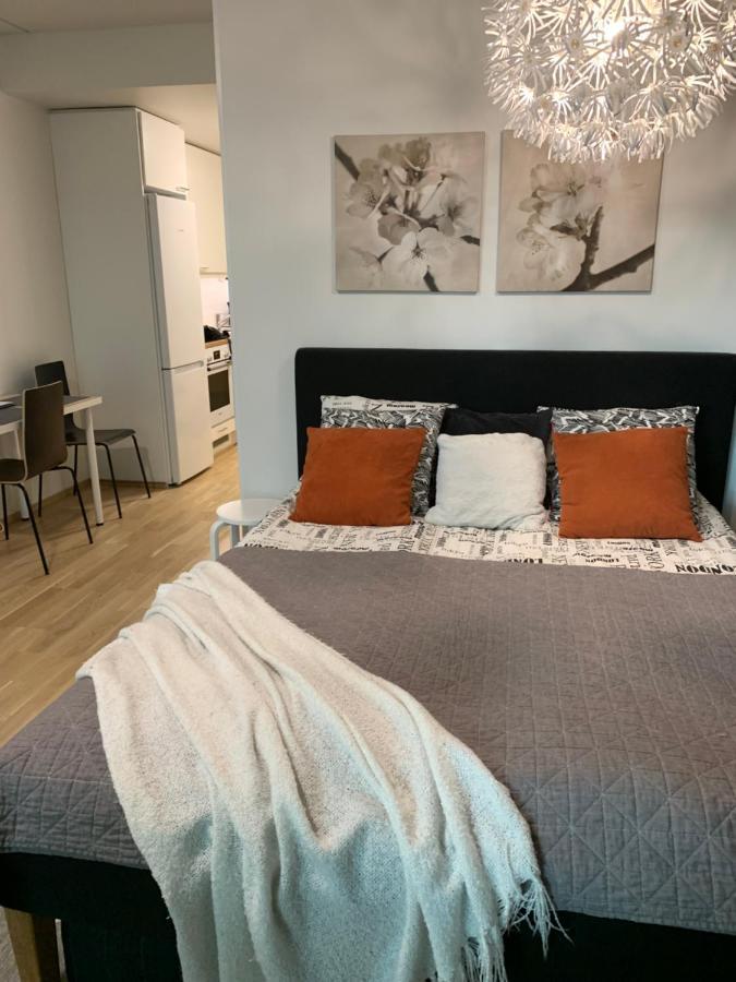 Starhomes Double Lux 10 Oulu Bagian luar foto